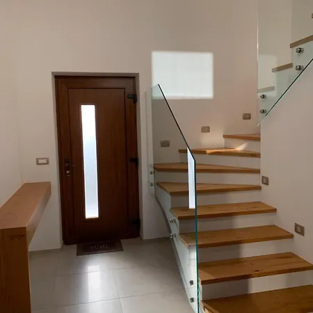 Hisa Nad Izvirom Reke Krke Casa de Férias