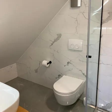 Hisa Nad Izvirom Reke Krke Дом отдыха