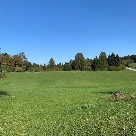 Hisa Nad Izvirom Reke Krke Znojile pri Krki